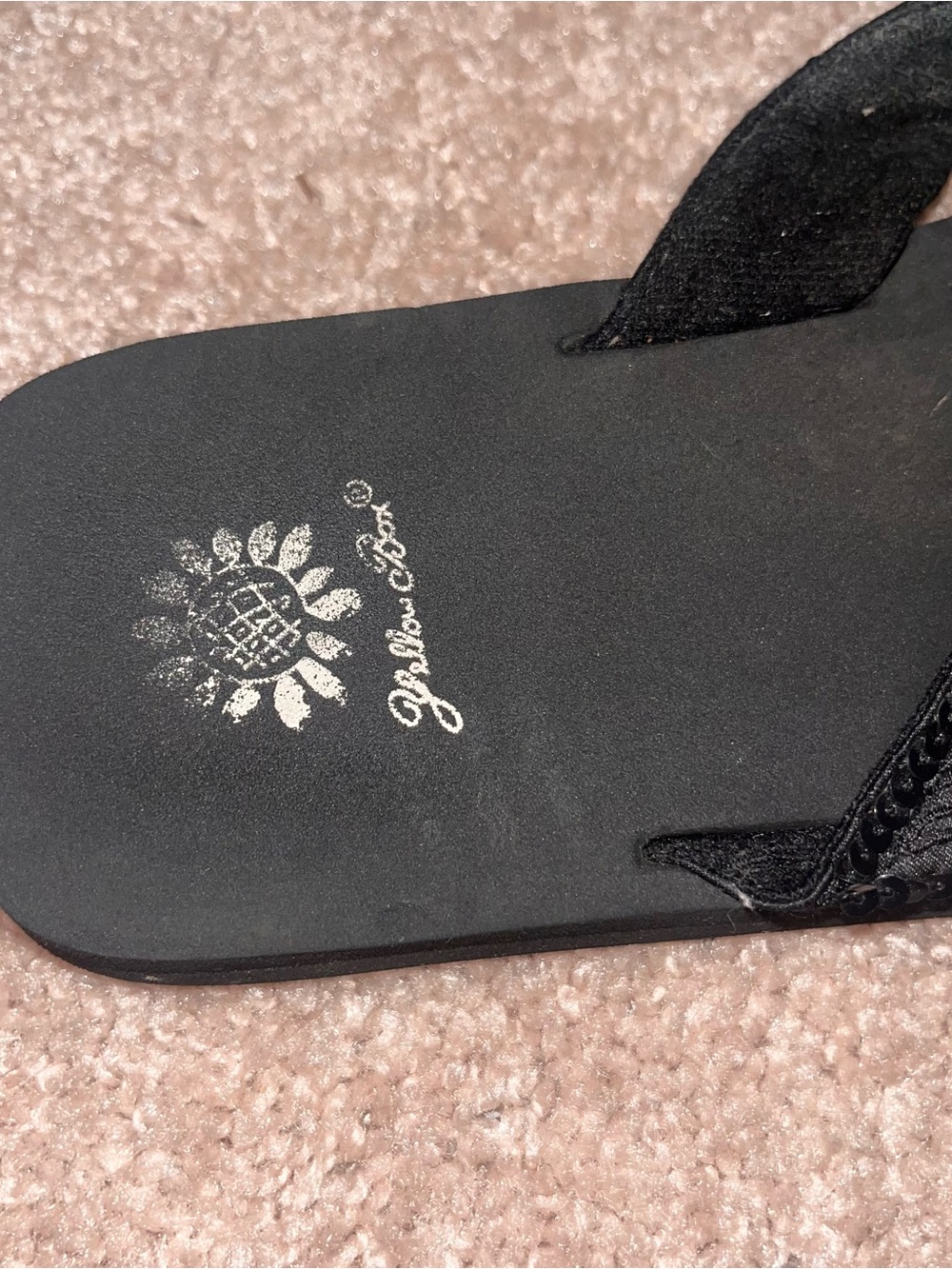Yellow Box Black Sequin Flip Flop Sandals - Women's - Picture 4 of 5